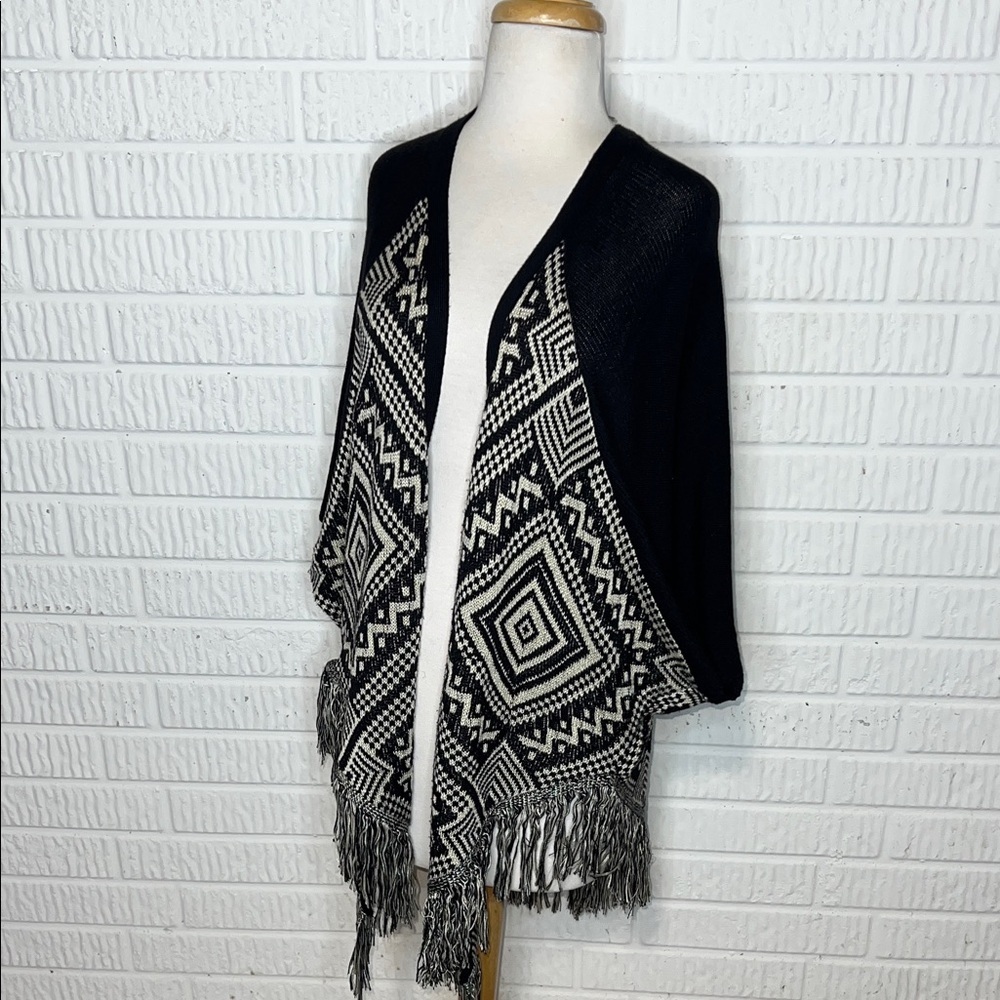 One World Black and Cream Geometric Fringe Shawl Cardigan